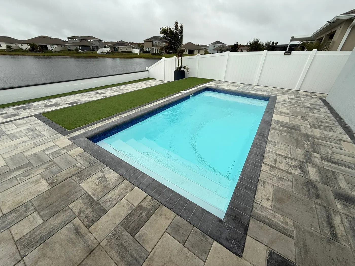 Proyecto con piscina X-Pools serie Miami Beach