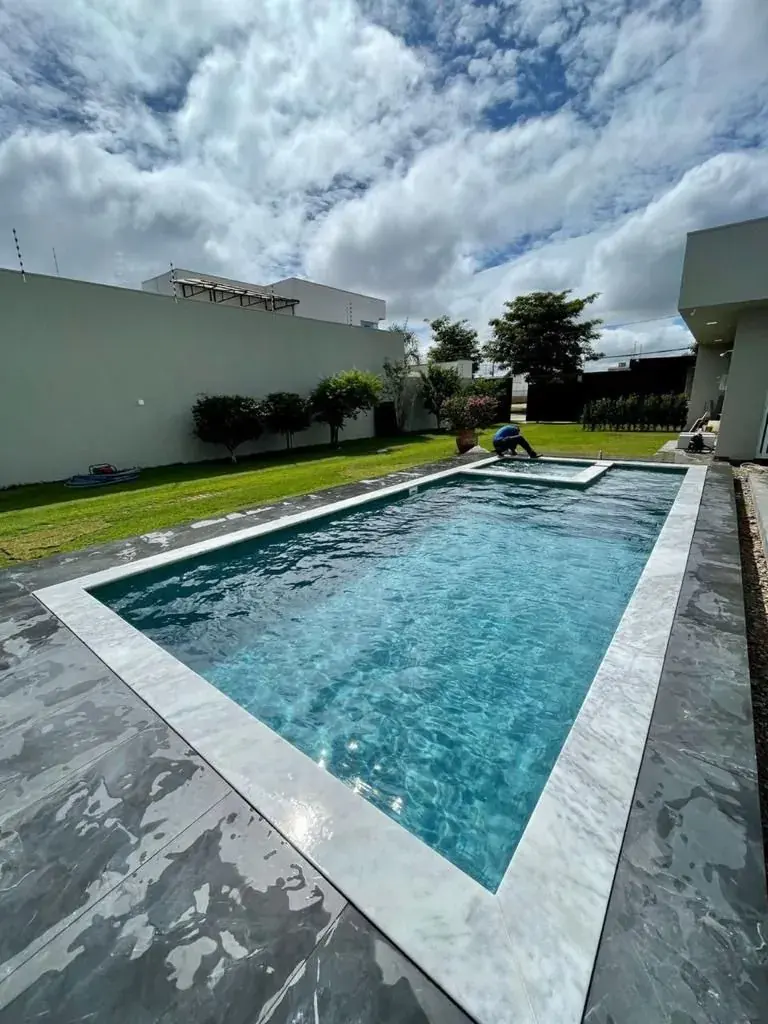 Proyecto con piscina X-Pools serie X-Line