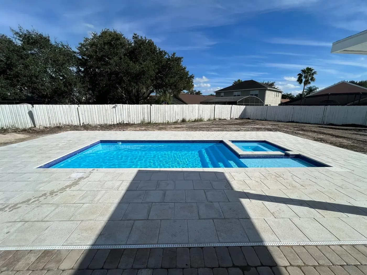 Proyecto con piscina X-Pools serie X-Line